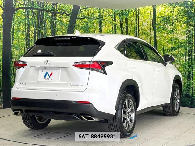Lexus NX 2015-06 7803948-16