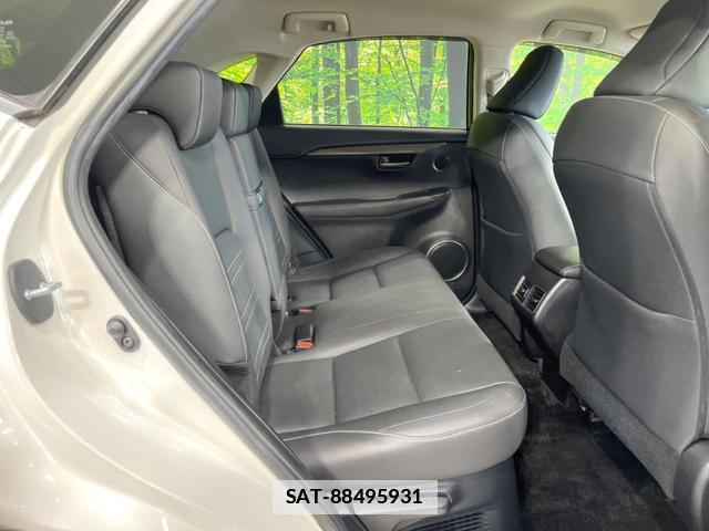 Lexus NX 2015-06 7803948-8