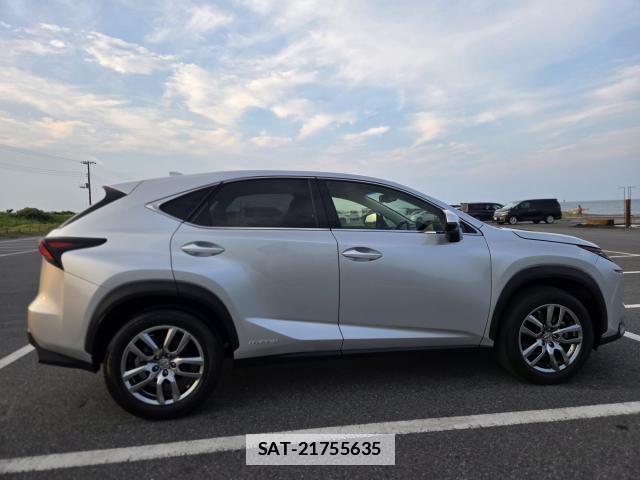 Lexus NX 2015-04 7804664-1