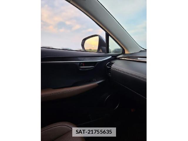 Lexus NX 2015-04 7804664-10