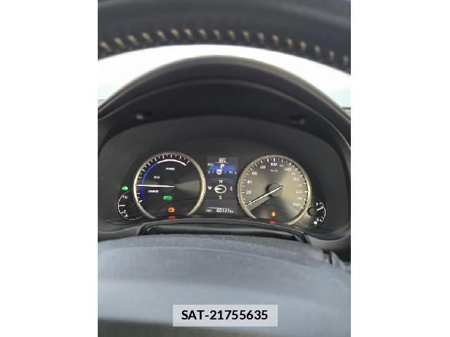 Lexus NX 2015-04 7804664-15