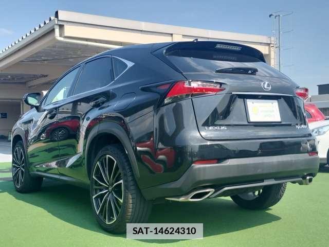 Lexus NX 2017-01 7805378-3