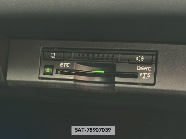 Lexus NX 2014-09 7808298-12