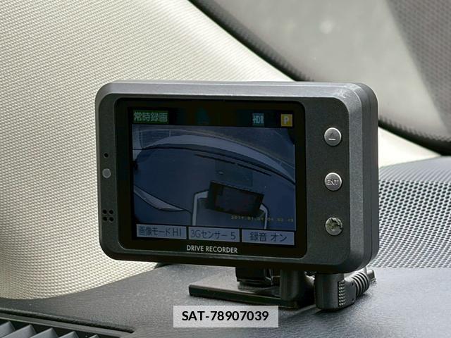 Lexus NX 2014-09 7808298-13