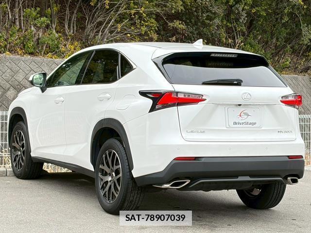 Lexus NX 2014-09 7808298-4