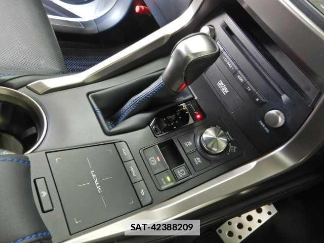 Lexus NX 2020-10 7810764-8