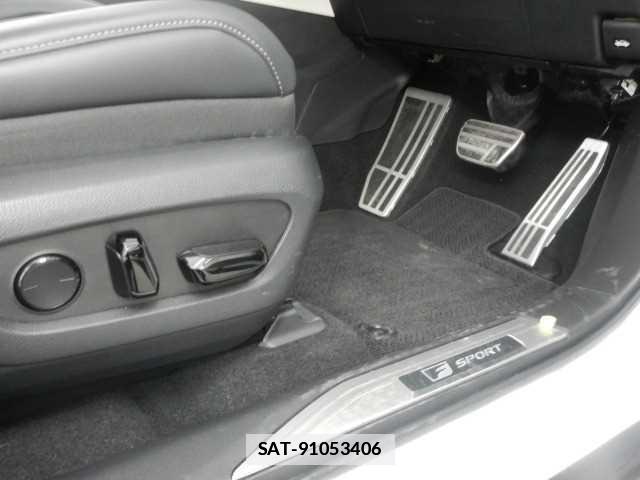 Lexus NX 2023-05 7810847-12