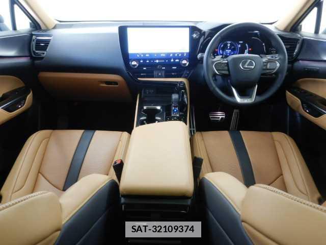 Lexus NX 2024-12 7810860-2