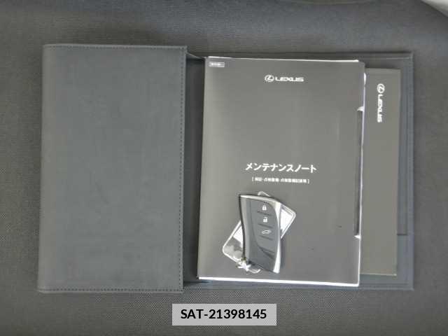 Lexus NX 2022-10 7810914-19