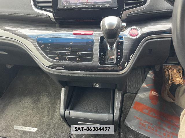 Honda ODYSSEY 2015-06 7801698-16