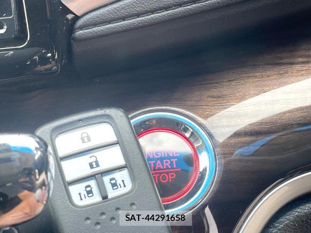 Honda ODYSSEY 2018-01 7804089-7
