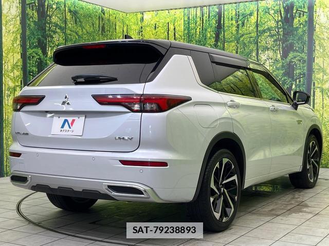 Mitsubishi OUTLANDER PHEV 2022-07 7793278-16