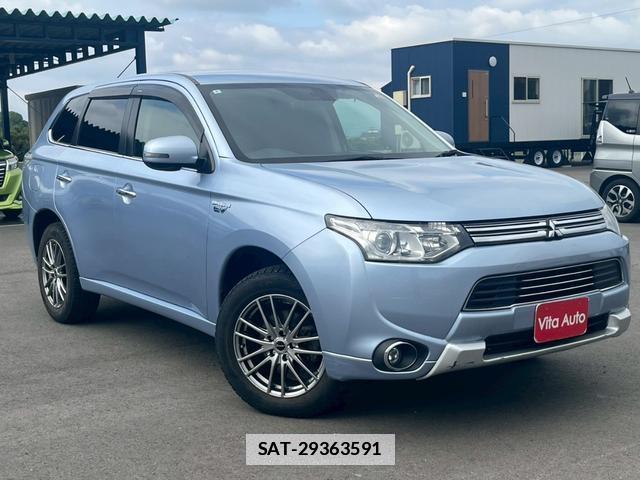 Mitsubishi OUTLANDER PHEV 2014-08 7797217-1