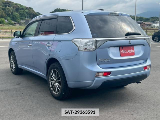 Mitsubishi OUTLANDER PHEV 2014-08 7797217-10