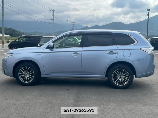 Mitsubishi OUTLANDER PHEV 2014-08 7797217-2
