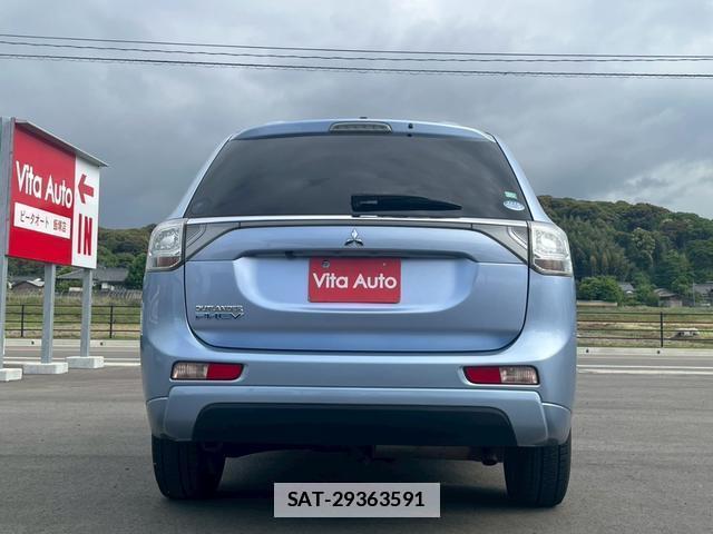 Mitsubishi OUTLANDER PHEV 2014-08 7797217-3