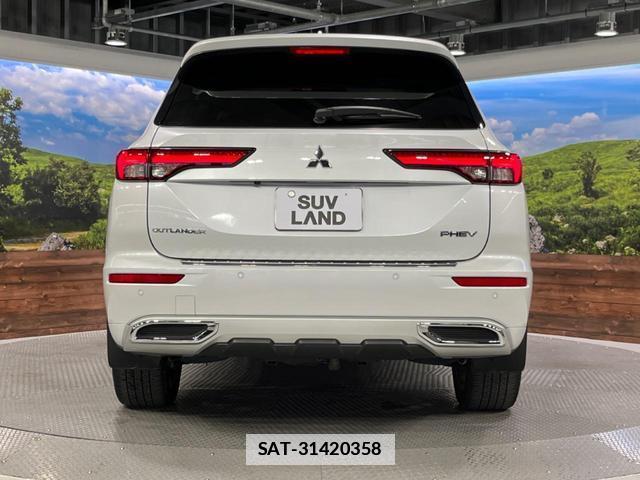 Mitsubishi OUTLANDER PHEV 2022-03 7798272-15