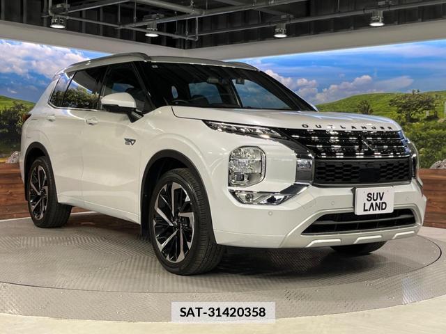 Mitsubishi OUTLANDER PHEV 2022-03 7798272-16