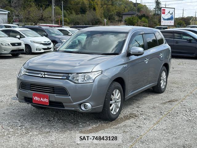 Mitsubishi OUTLANDER PHEV 2013-03 7798535-15