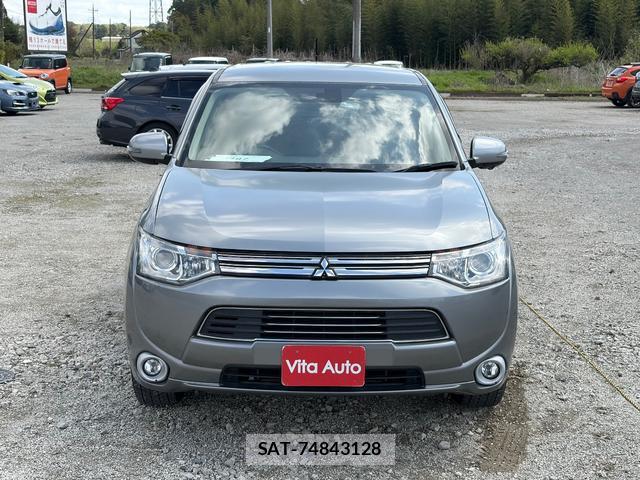 Mitsubishi OUTLANDER PHEV 2013-03 7798535-3