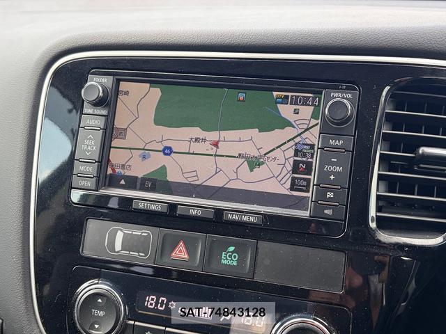 Mitsubishi OUTLANDER PHEV 2013-03 7798535-8
