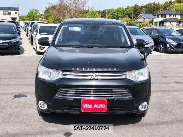 Mitsubishi OUTLANDER PHEV 2013-10 7798544-11