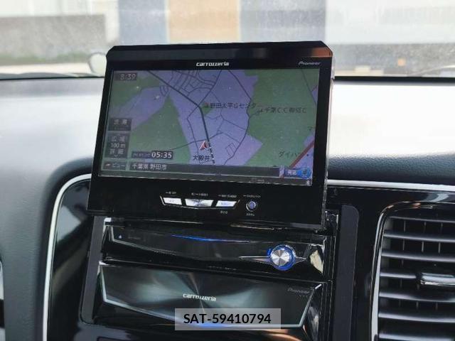 Mitsubishi OUTLANDER PHEV 2013-10 7798544-8