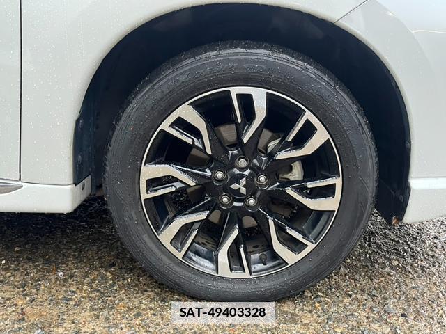 Mitsubishi OUTLANDER PHEV 2016-02 7800052-16
