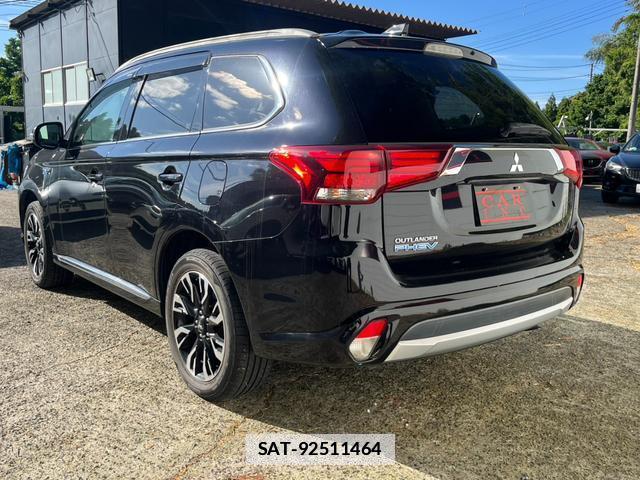 Mitsubishi OUTLANDER PHEV 2016-02 7800092-10