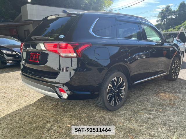 Mitsubishi OUTLANDER PHEV 2016-02 7800092-18