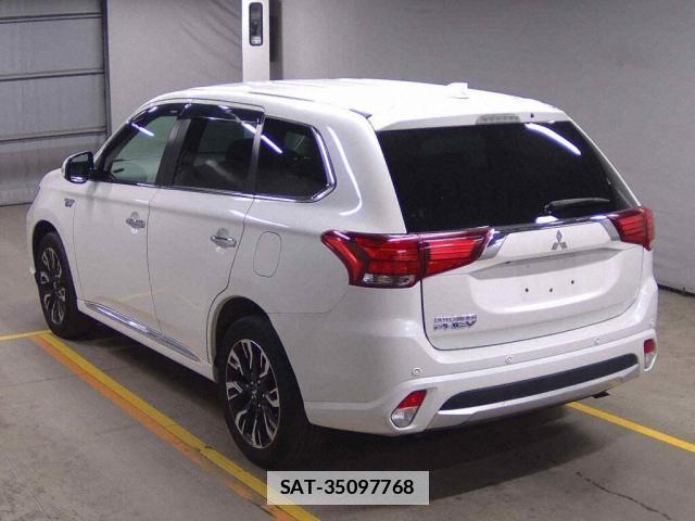 Mitsubishi OUTLANDER PHEV 2015-09 7800181-1