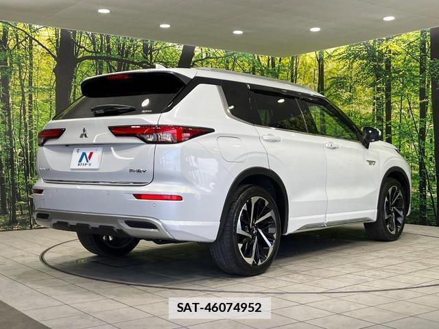 Mitsubishi OUTLANDER PHEV 2023-04 7801065-17