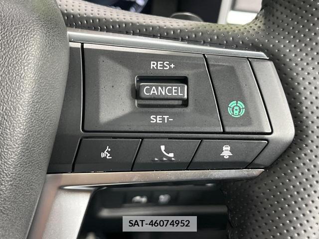 Mitsubishi OUTLANDER PHEV 2023-04 7801065-5