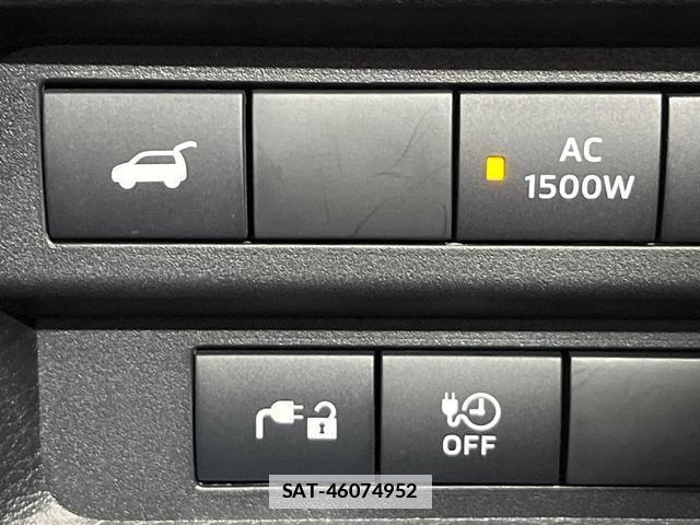 Mitsubishi OUTLANDER PHEV 2023-04 7801065-6