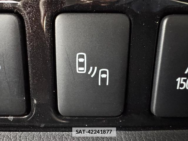 Mitsubishi OUTLANDER PHEV 2017-05 7801942-12