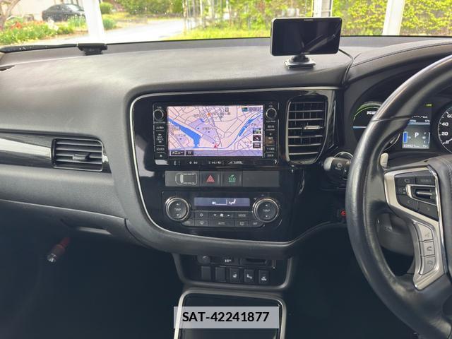 Mitsubishi OUTLANDER PHEV 2017-05 7801942-7