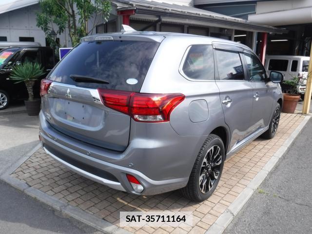 Mitsubishi OUTLANDER PHEV 2016-01 7803260-1