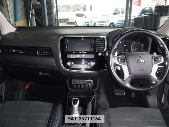 Mitsubishi OUTLANDER PHEV 2016-01 7803260-2