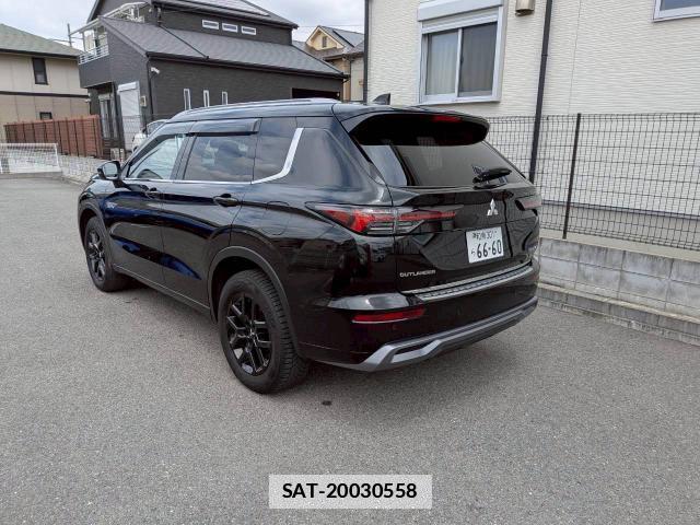 Mitsubishi OUTLANDER PHEV 2025-01 7803710-2
