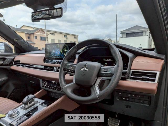 Mitsubishi OUTLANDER PHEV 2025-01 7803710-6