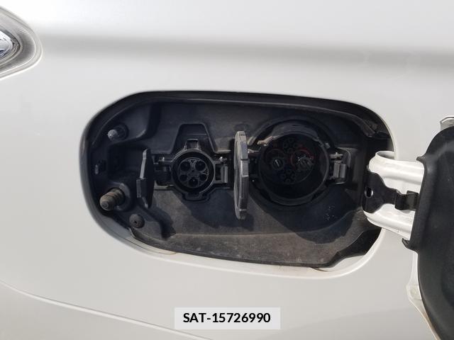 Mitsubishi OUTLANDER PHEV 2014-06 7806698-19