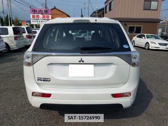 Mitsubishi OUTLANDER PHEV 2014-06 7806698-4