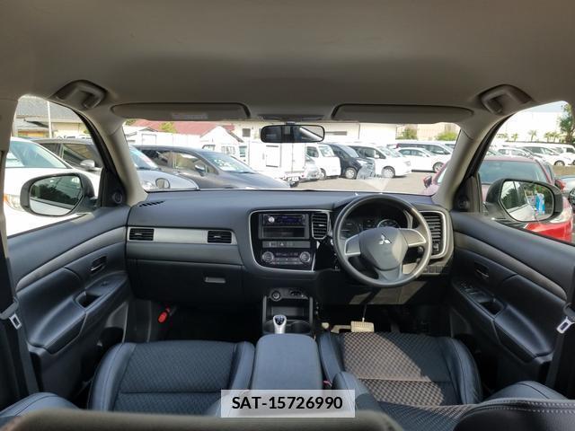 Mitsubishi OUTLANDER PHEV 2014-06 7806698-8
