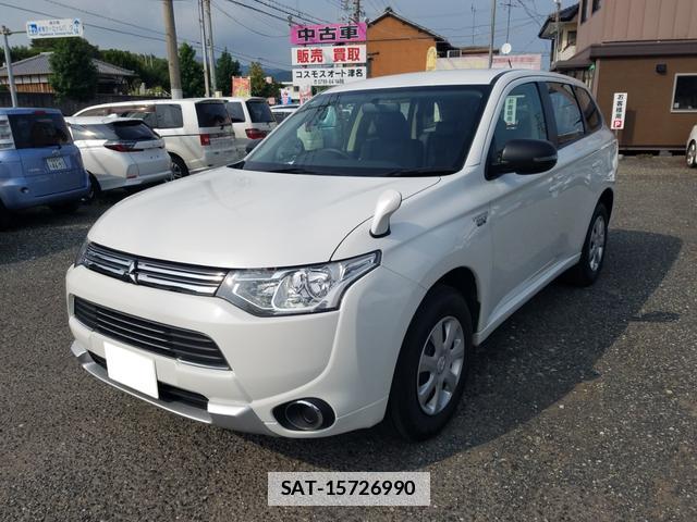 Mitsubishi OUTLANDER PHEV 2014-06 7806698-9