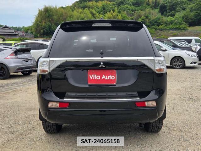 Mitsubishi OUTLANDER PHEV 2013-12 7808504-10