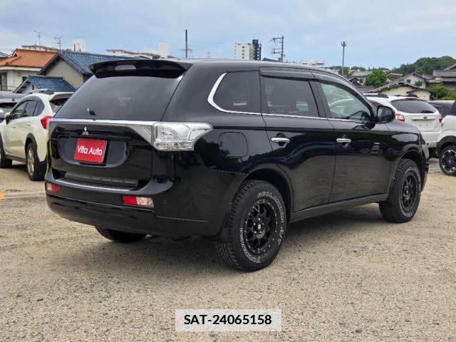 Mitsubishi OUTLANDER PHEV 2013-12 7808504-12