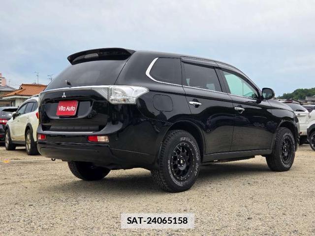 Mitsubishi OUTLANDER PHEV 2013-12 7808504-3