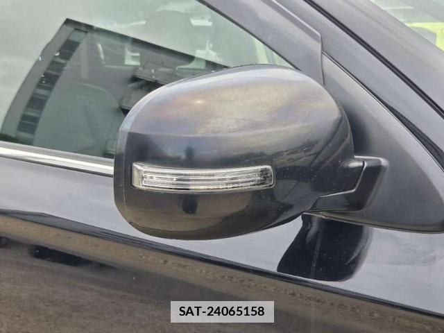 Mitsubishi OUTLANDER PHEV 2013-12 7808504-5