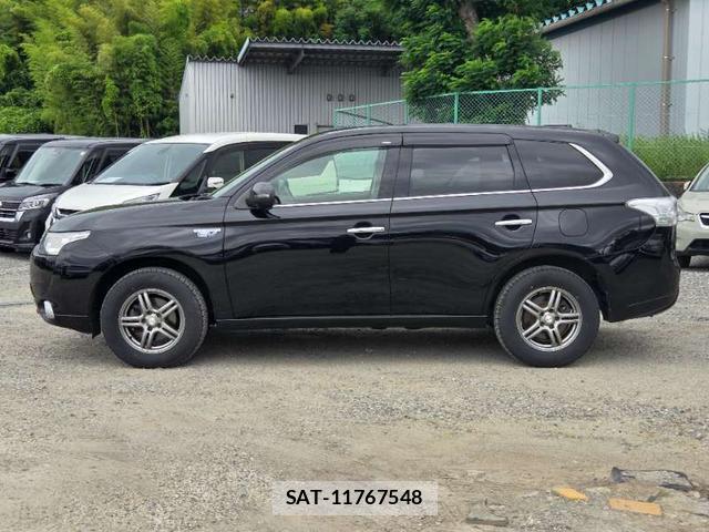 Mitsubishi OUTLANDER PHEV 2013-09 7808526-16