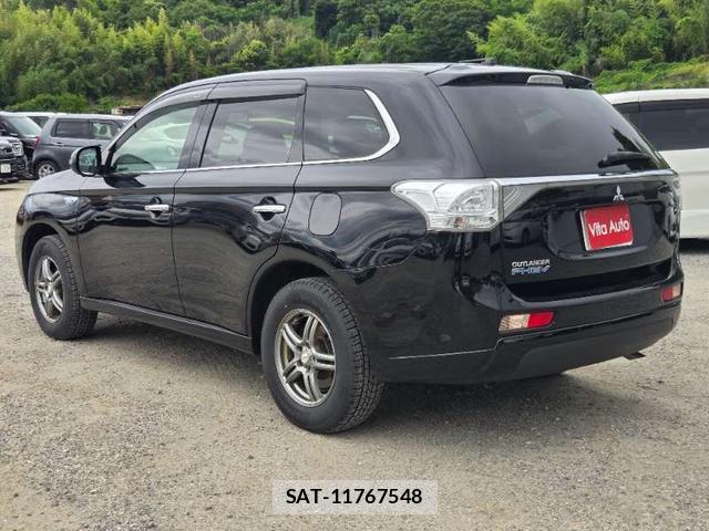 Mitsubishi OUTLANDER PHEV 2013-09 7808526-19
